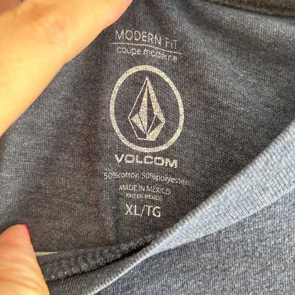 Volcom Tee - Picture 4 of 5